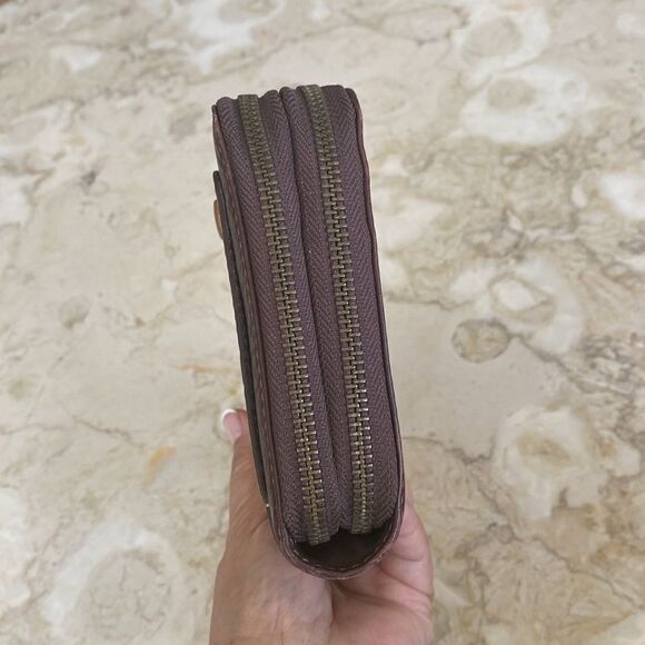 SKAP Leather Zippered Travel Wallet Large Unisex - Picture 8 of 14